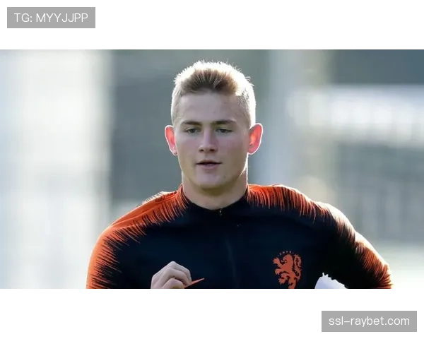 曼联业绩增长与商业拓展并重，竞技成绩稳步提升